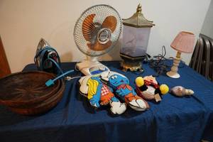 lot 323 image: Iron, fan, smurfs, Minnie Mouse, Sewing basket