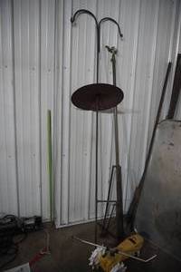 lot 37 image: Tractor sprinkler tri-pod unit, shepherds