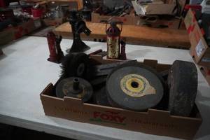 lot 55 image: Grinder wheels, wedges & jacks
