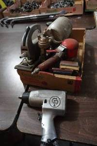 lot 81 image: Air tools-File, orbit sander, air wrench, sprayer