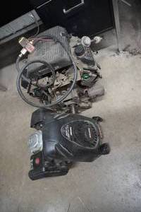 lot 109 image: Kohler Command 20 hp gas engine & 5 hp