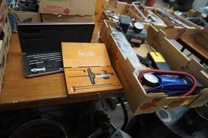 lot 116 image: Calipers, Air pump &amp foot pump, stud finder